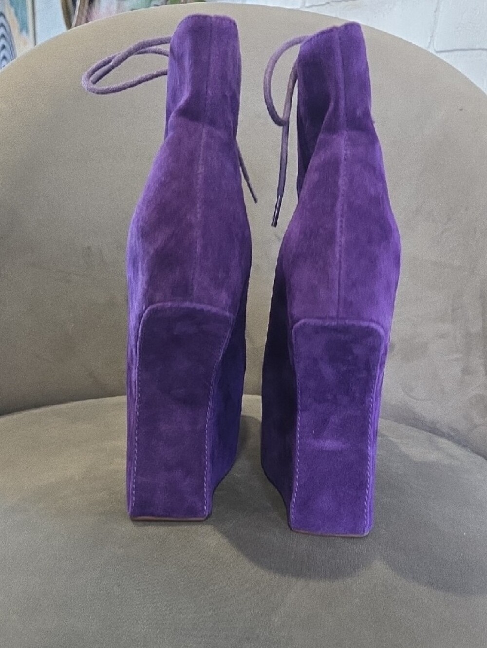 Jeffrey Campbell Purple Suede Lace-Up Sculpted Platform Wedge Boots - Picture 5 of 8